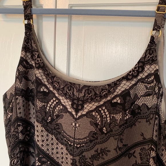 Cabi lace print tunic - Picture 3 of 6